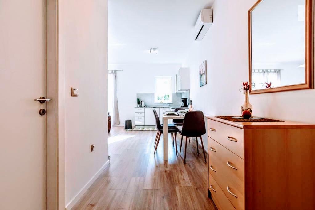 Holiday Apartments Mediterraneo Funtana Zewnętrze zdjęcie